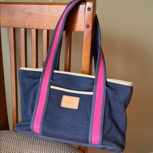 The Sak Gina Mini Tote bag with navy blue knit material and pink straps 15X9.5X5